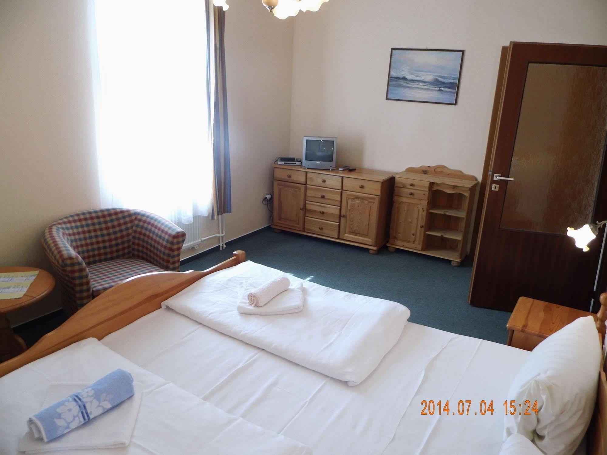 Pension Villa Berolina Marianske Lazne Bagian luar foto